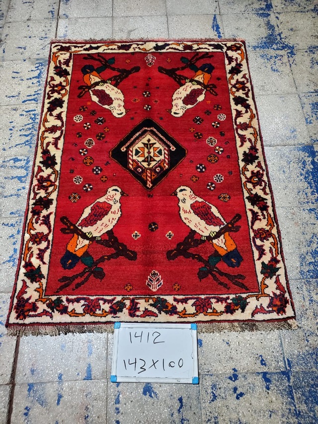 絨毯クエスト79【No.185】Tribal Rug　トライバルラグ　※現在、こちらの商品はイランに置いてあります。ご希望の方は先ずは在庫のご確認をお願いします。