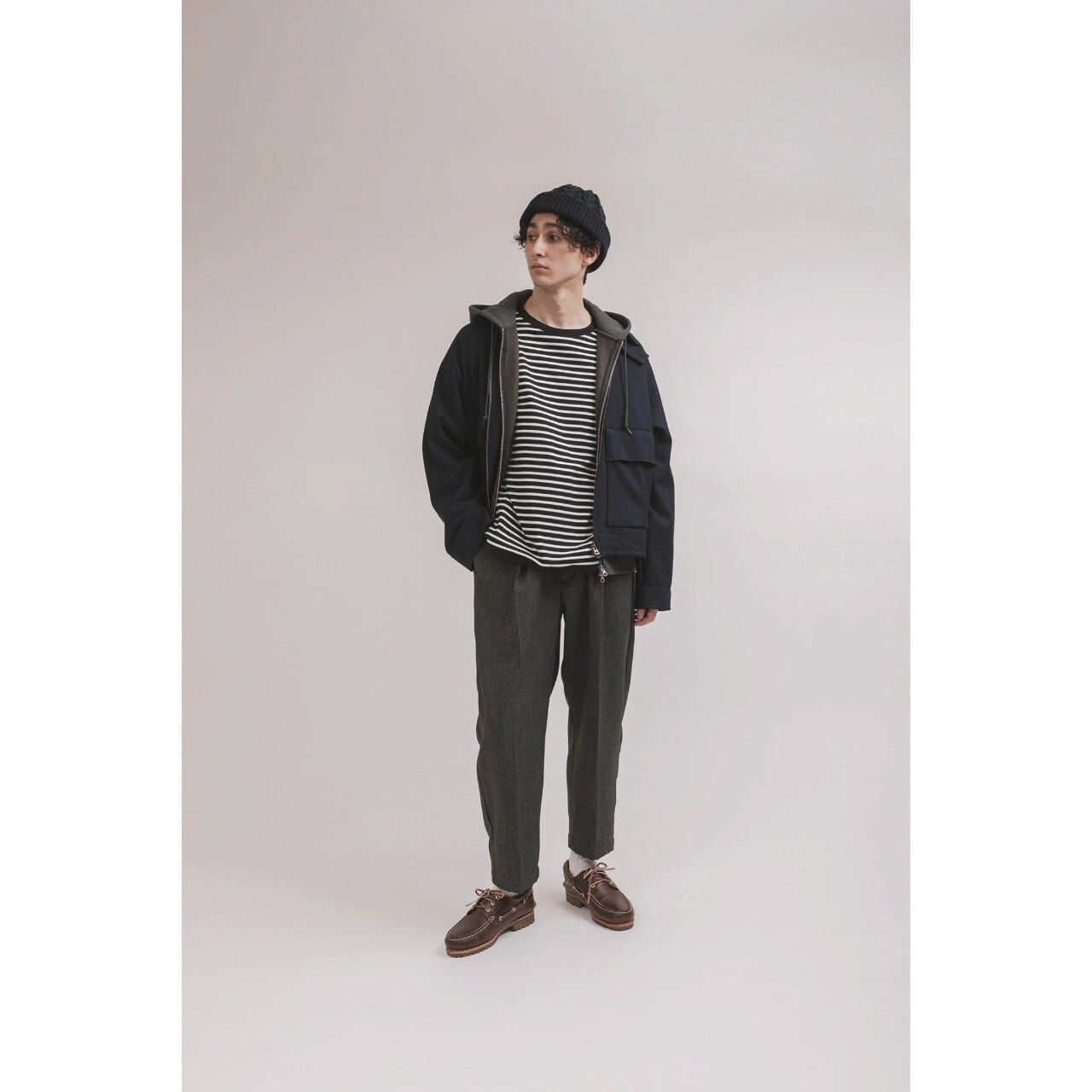 amne / HERRINGBONE peg top slacks - ヘリンボーン ペグトップ