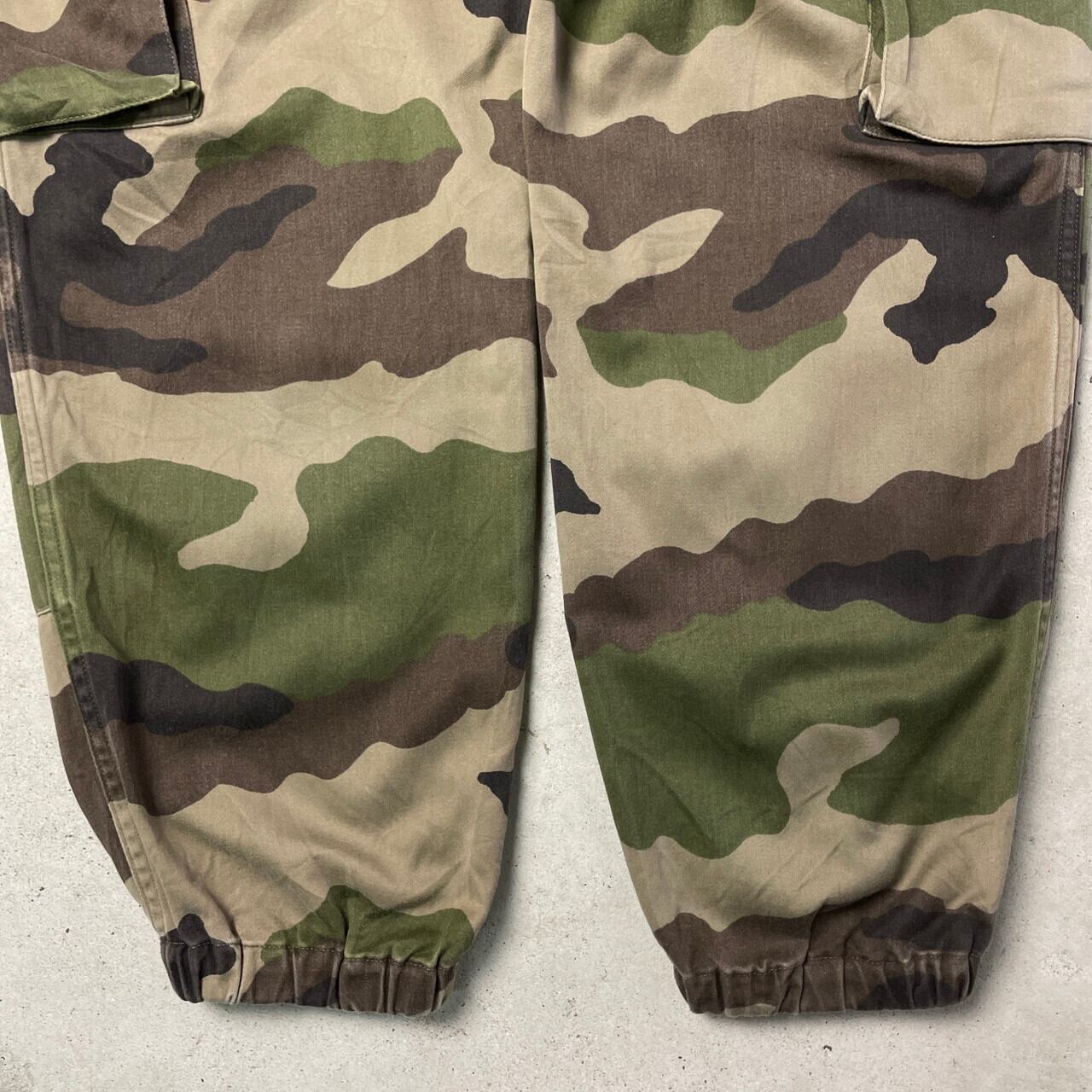 90年代 フランス軍 F2 CCEカモ カーゴパンツ メンズW31相当 古着 90s