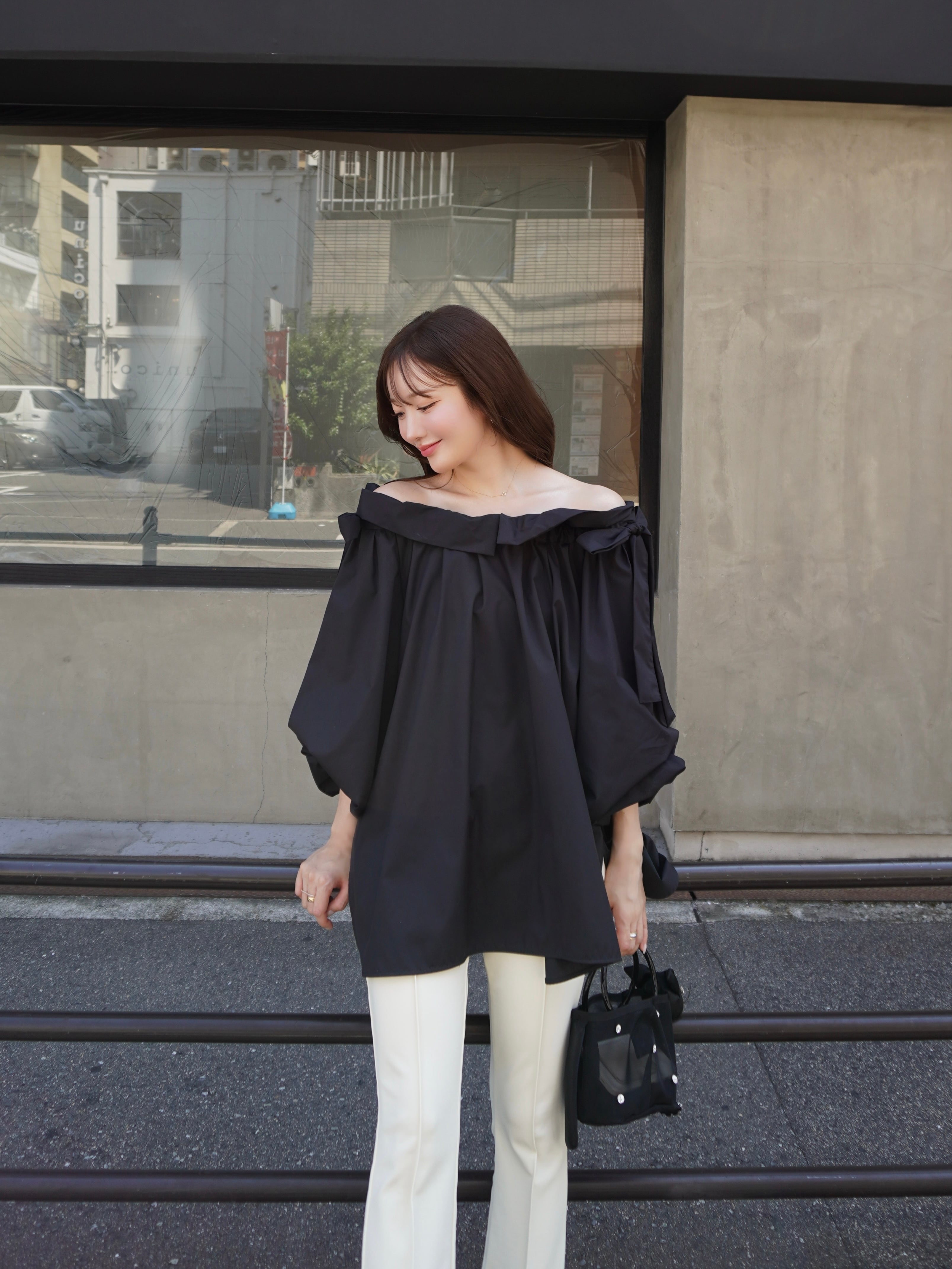 HYEON (ヘヨン) official online store - トップス HYEON (ヘヨン) official online store - トップス