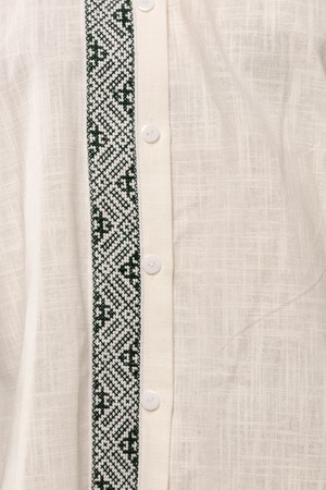 ウクライナ刺繍ヴィシヴァンカ　手刺繍　レディース・フリーサイズ