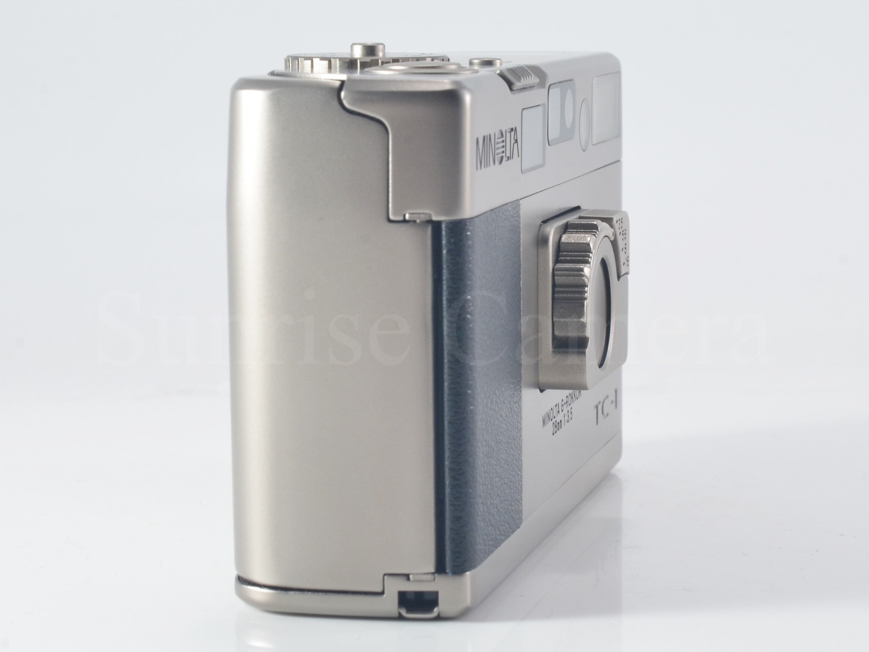 作例ブログ】MINOLTA TC-1 / ROKKOR 28mm F3.5 革ケース付 コンパクト