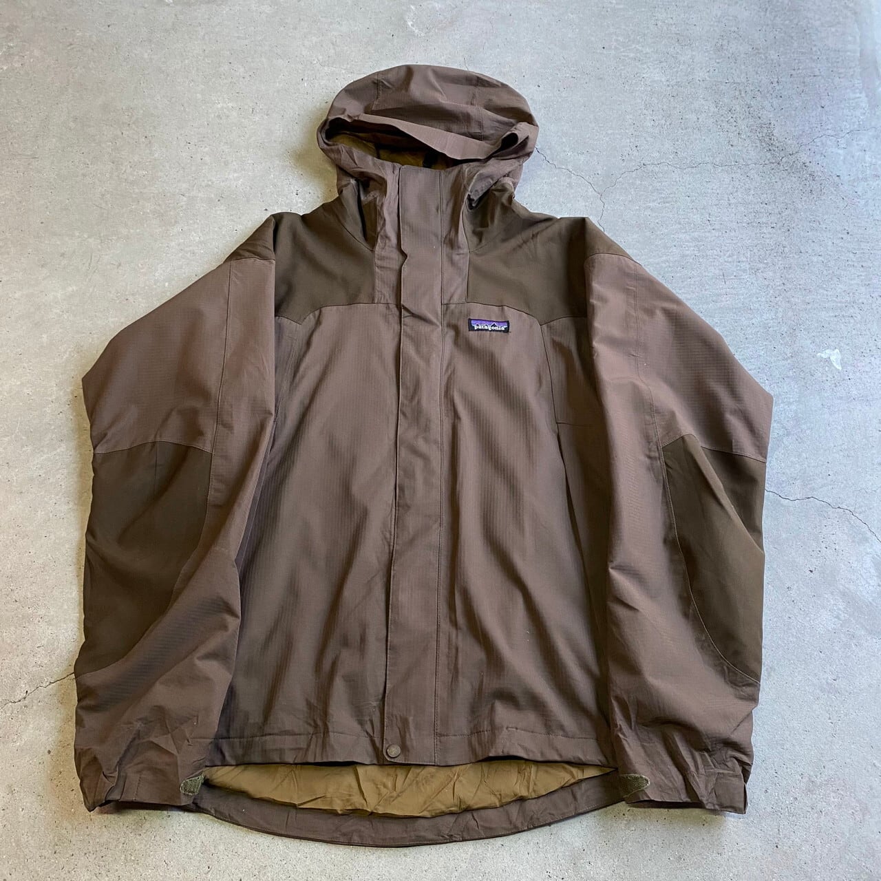 Patagonia マウンテンパーカー ブラウンXXL