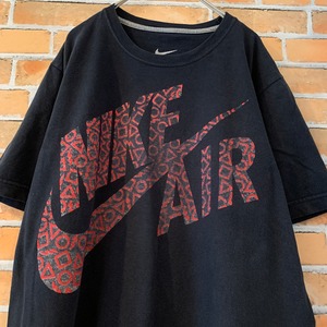 【NIKE】ナイキ ビッグスウッシュ  Tシャツ アメリカ古着 ビッグロゴ