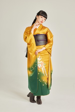 オフシーズン振袖レンタル　(L-21)