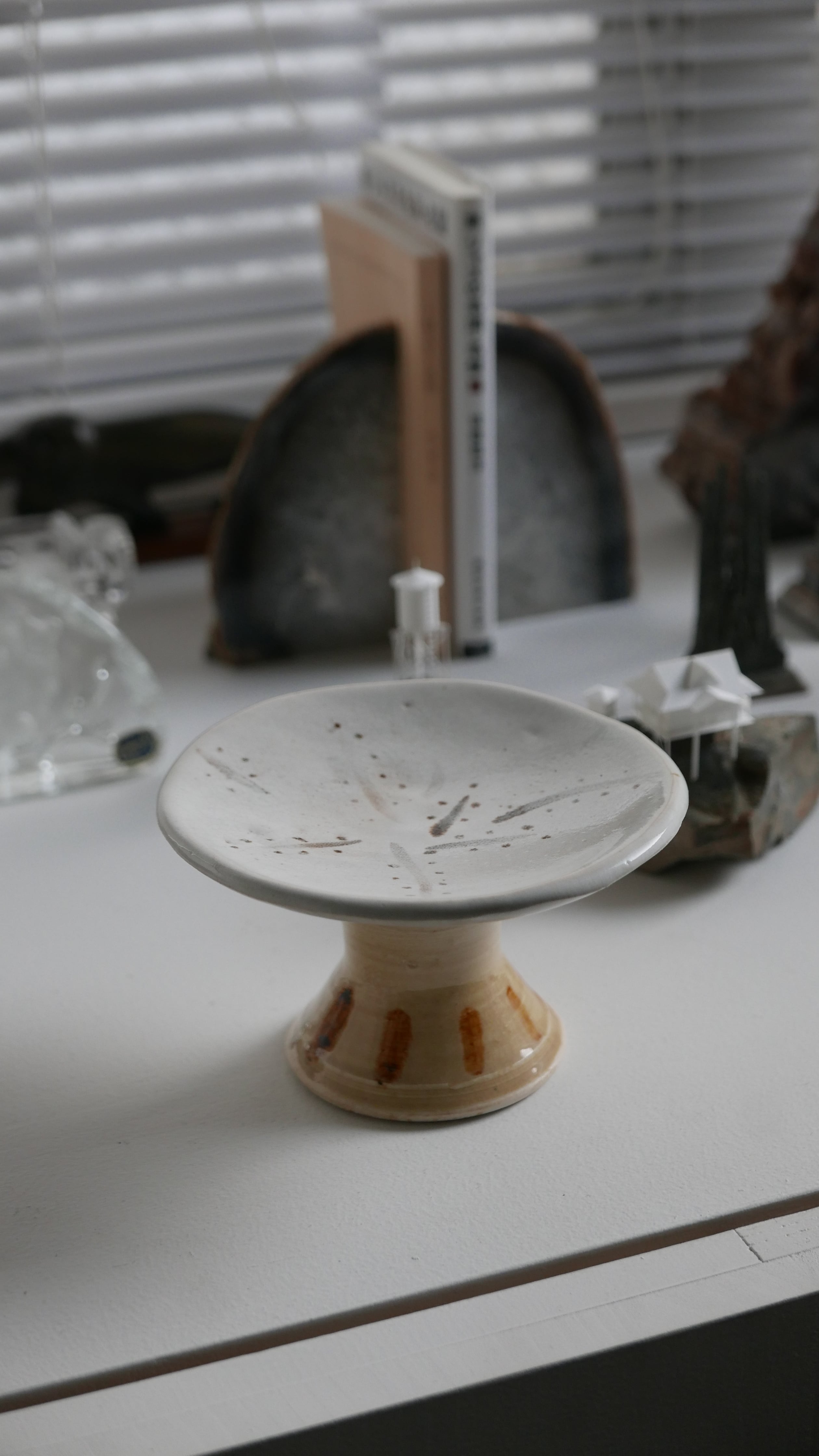 small compote , offwhite × yellowbeige