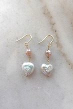 Heart Moonstone pierce