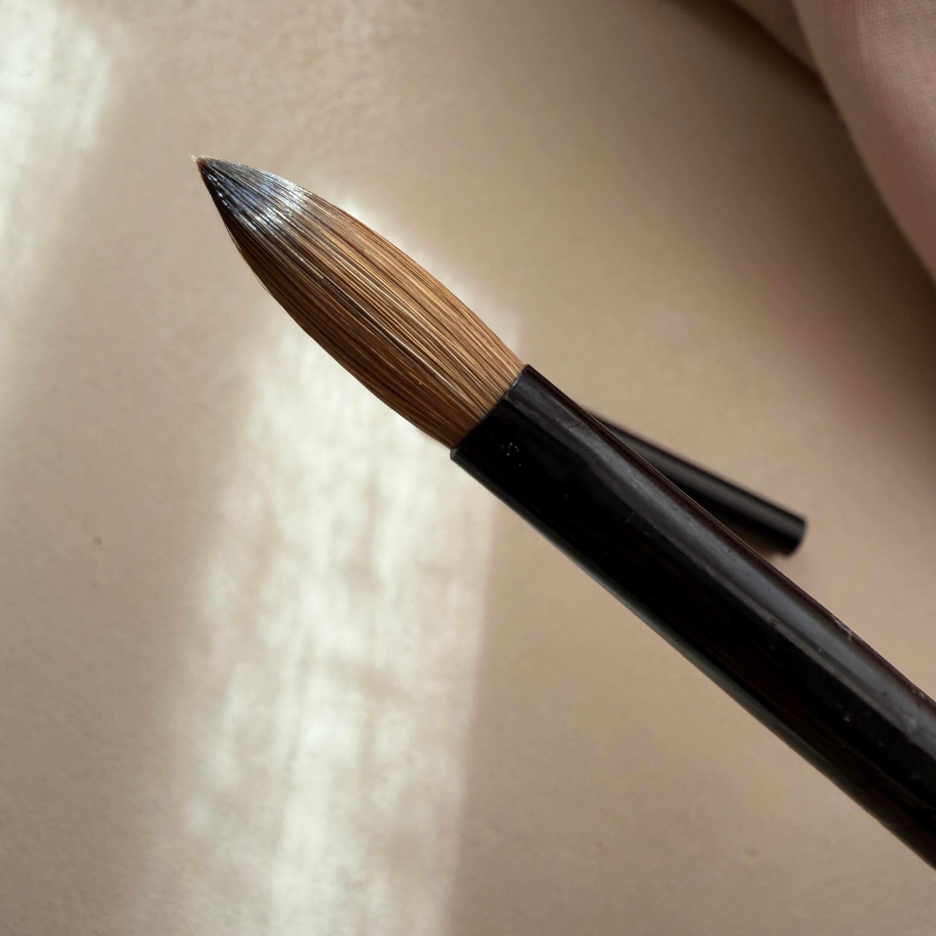 DWME】sculpture brush Crysta L | QUATRE FEUILLES