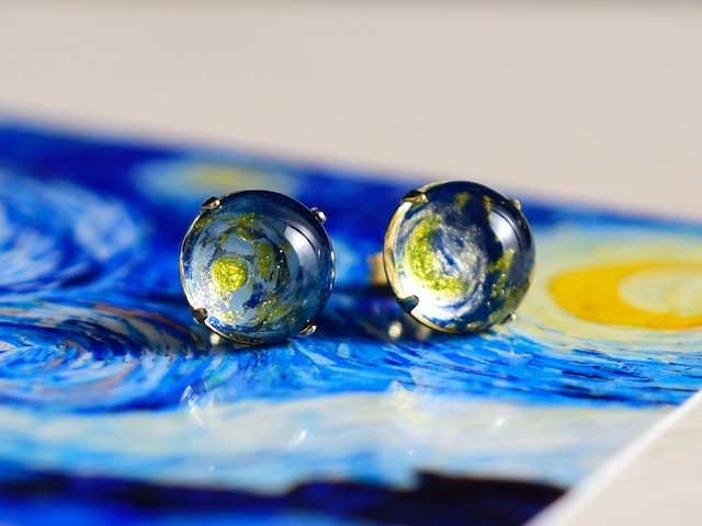 【ピアス／イヤリング】ゴッホの絵画アート「星月夜」／星と三日月の夜空(ガラス)