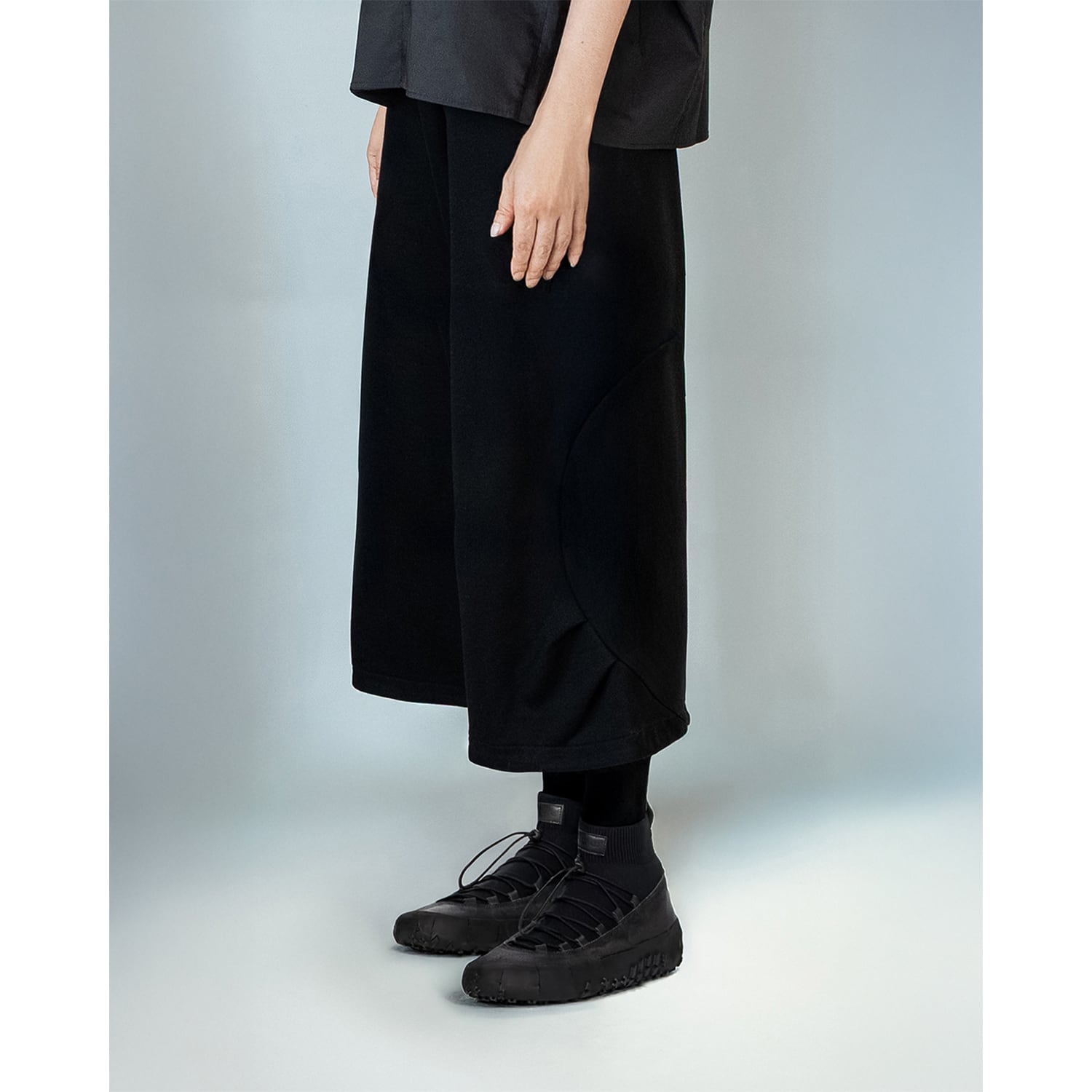 UNEEK BASEMNT - Discover independent style.