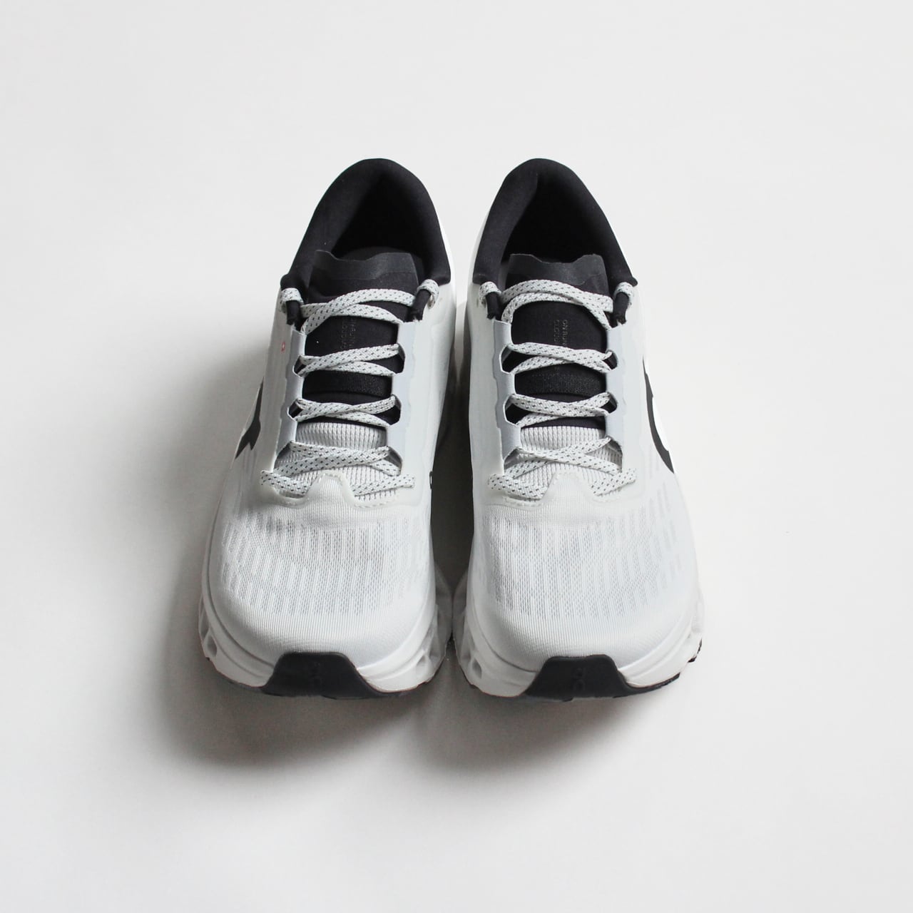 On（オン）Cloudmonster 3（クラウドモンスター3）White | White