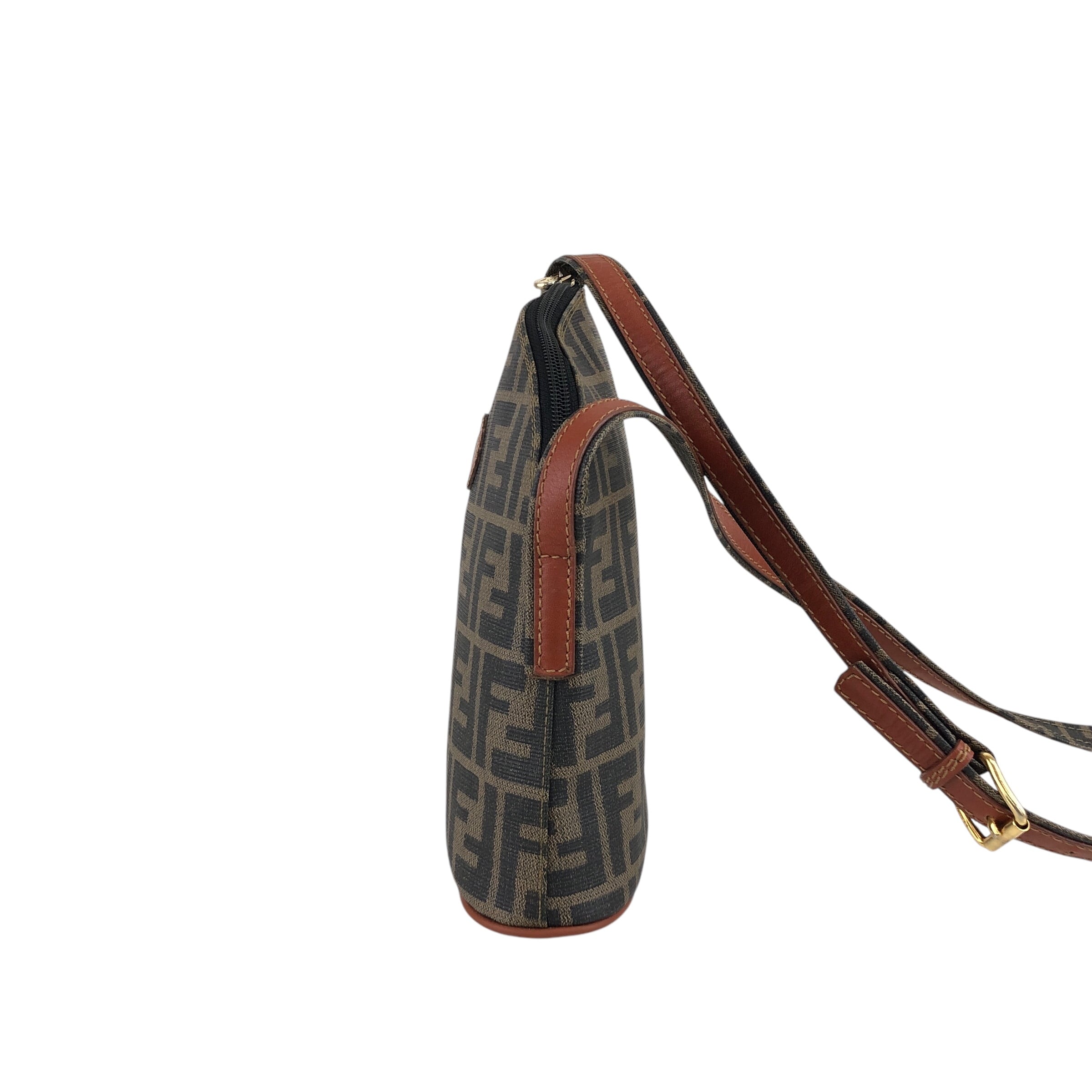 FENDI フェンディ ズッカ ショルダーバッグ ブラウン FFロゴ PVCレザー