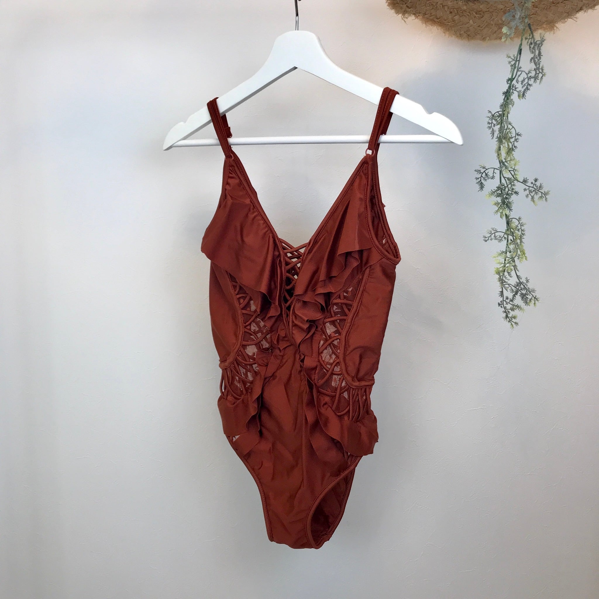 フリル レースアップ ワンピース水着 テラコッタ | REGINA SWIMWEAR