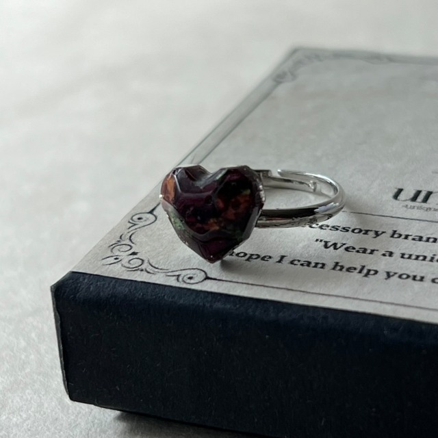 Fiorella -RED- pinky ring
