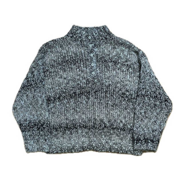 henry neck design loose knit