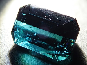 【新商品】アフガニスタン産訳あり　ブルートルマリン 2.914ct