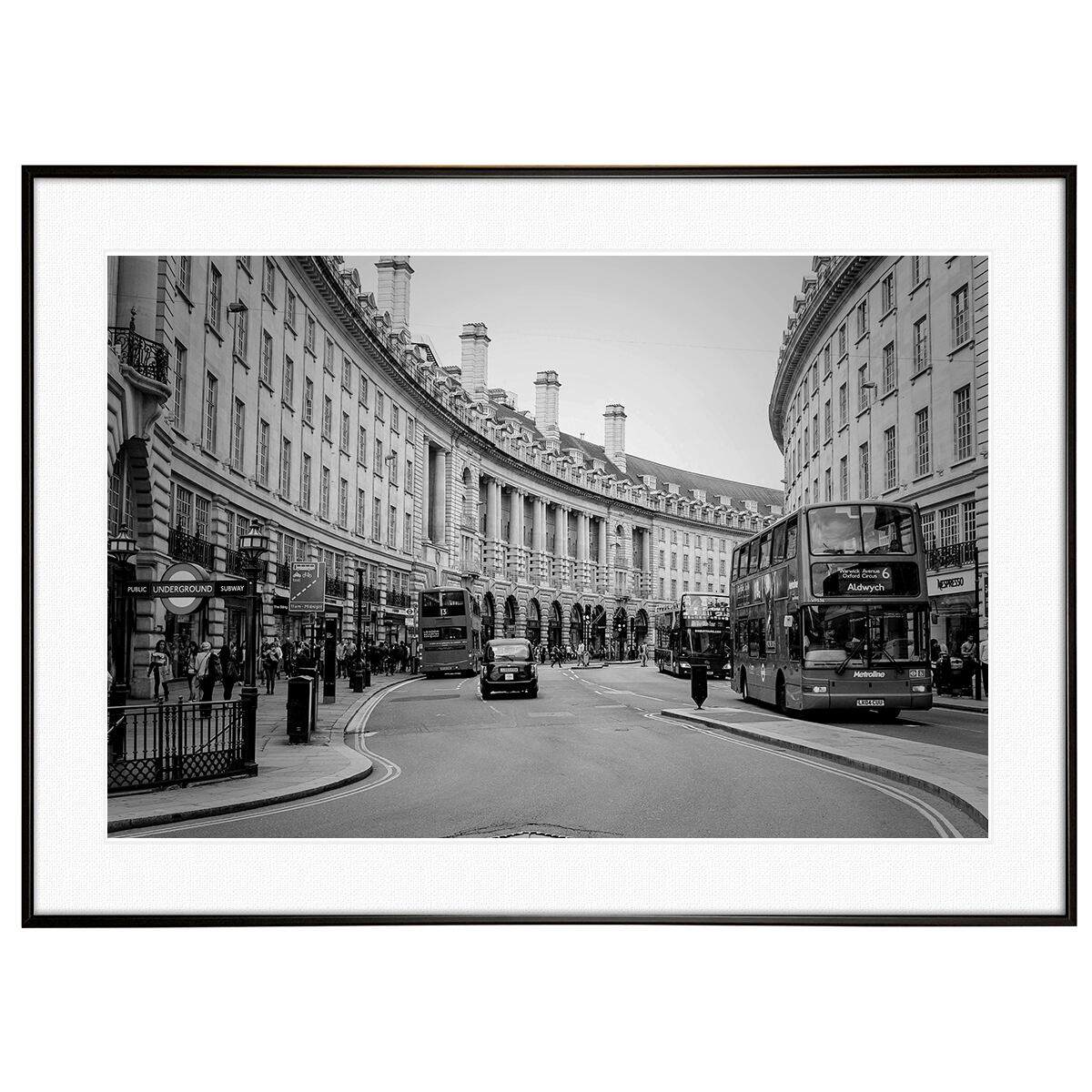 イギリス写真 ロンドンを走る2階建てバス インテリアアートポスター額装 AS3608