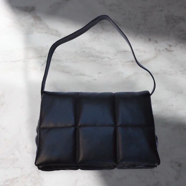 ブラックレザー風バックパック 楽天市場】リュック レディース バッグ 鞄 バックパック 合皮