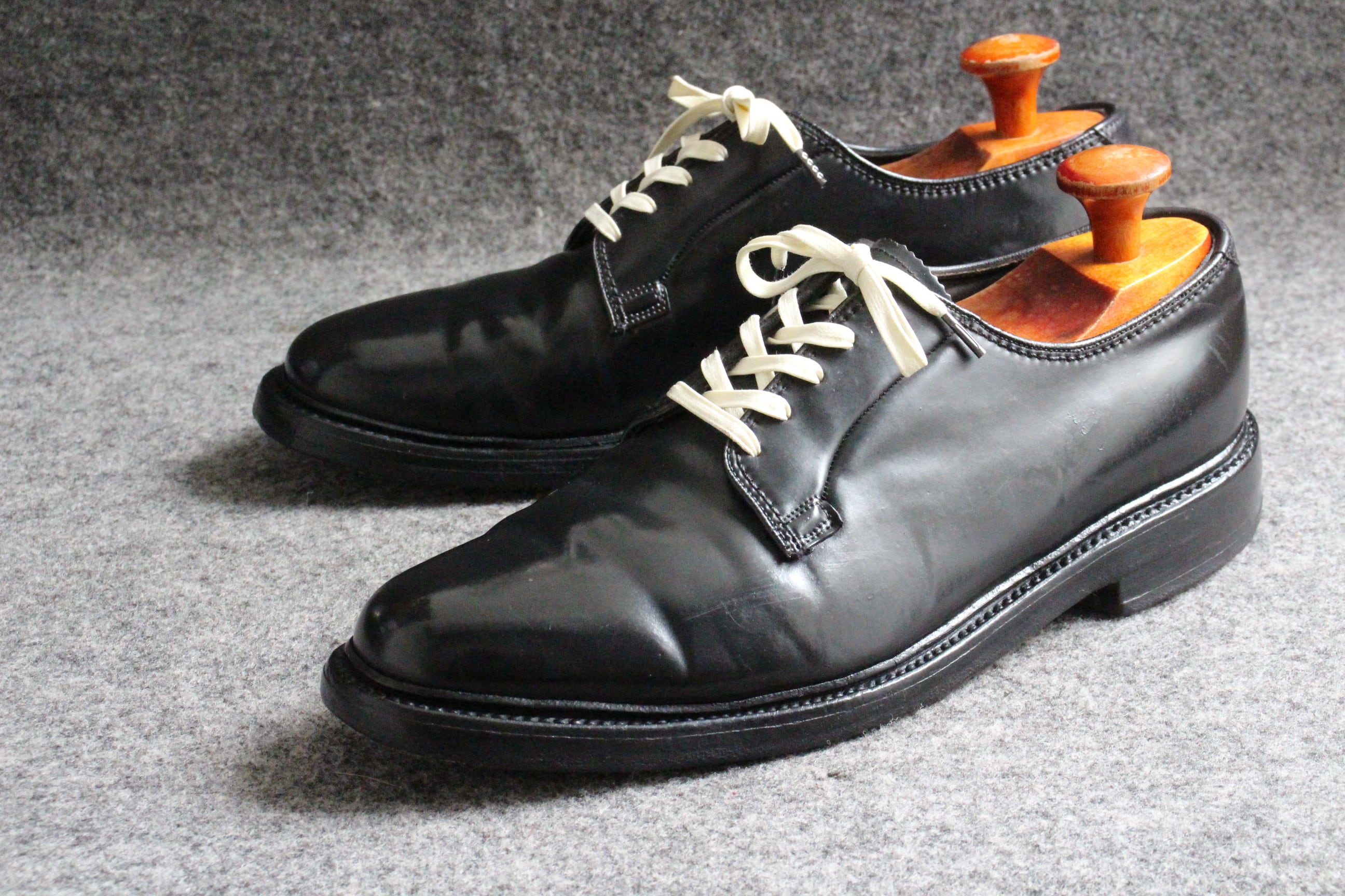 SUPER 8 SHOES