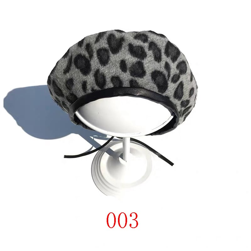 ヒョウ柄ベレー帽 レオパード ひょう柄帽子 ウール 冬コーデ 4色 新品