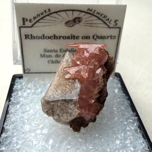 ロードクロサイト / クォーツ 【Rhodochrosite on Quartz】メキシコ産