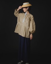 【suie】Polka dot gathered sleeve tunic/ポルカドットパフスリーブチュニック(ブラウン×ブラックドット)