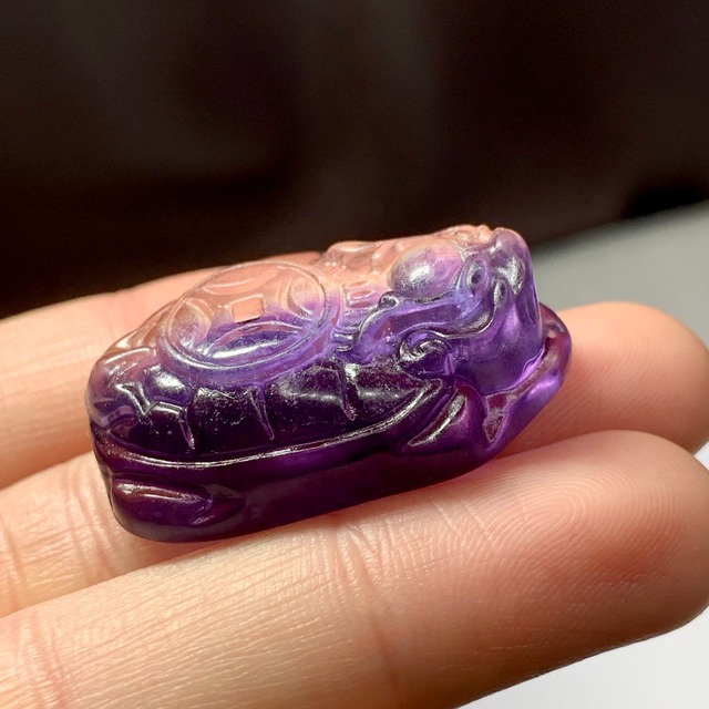 1.透明度有り☆龍亀ペンダントトップ