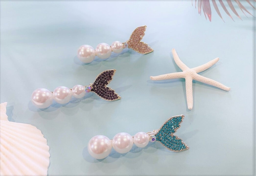 ☆✴︎ヘアピンコーナー38 キラキラストーンのマーメイド人魚ヘアピン1