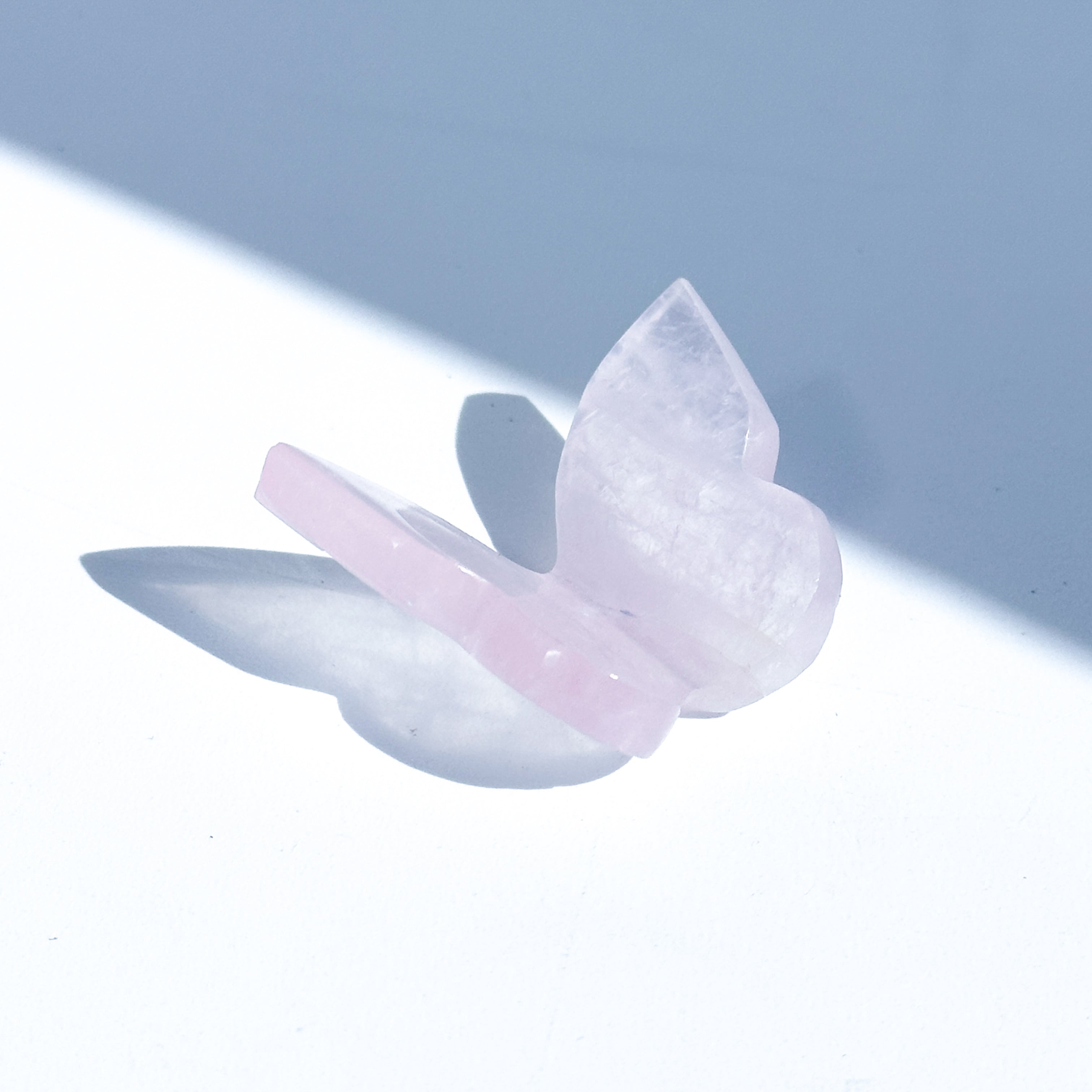 ローズクォーツ 3D蝶 01◇ Rose Quartz Butterfly ◇天然石・鉱物