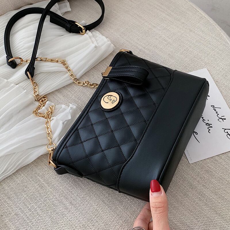 レッドチェーン メッセンジャーバッグ 手作りハンドバック91722774628