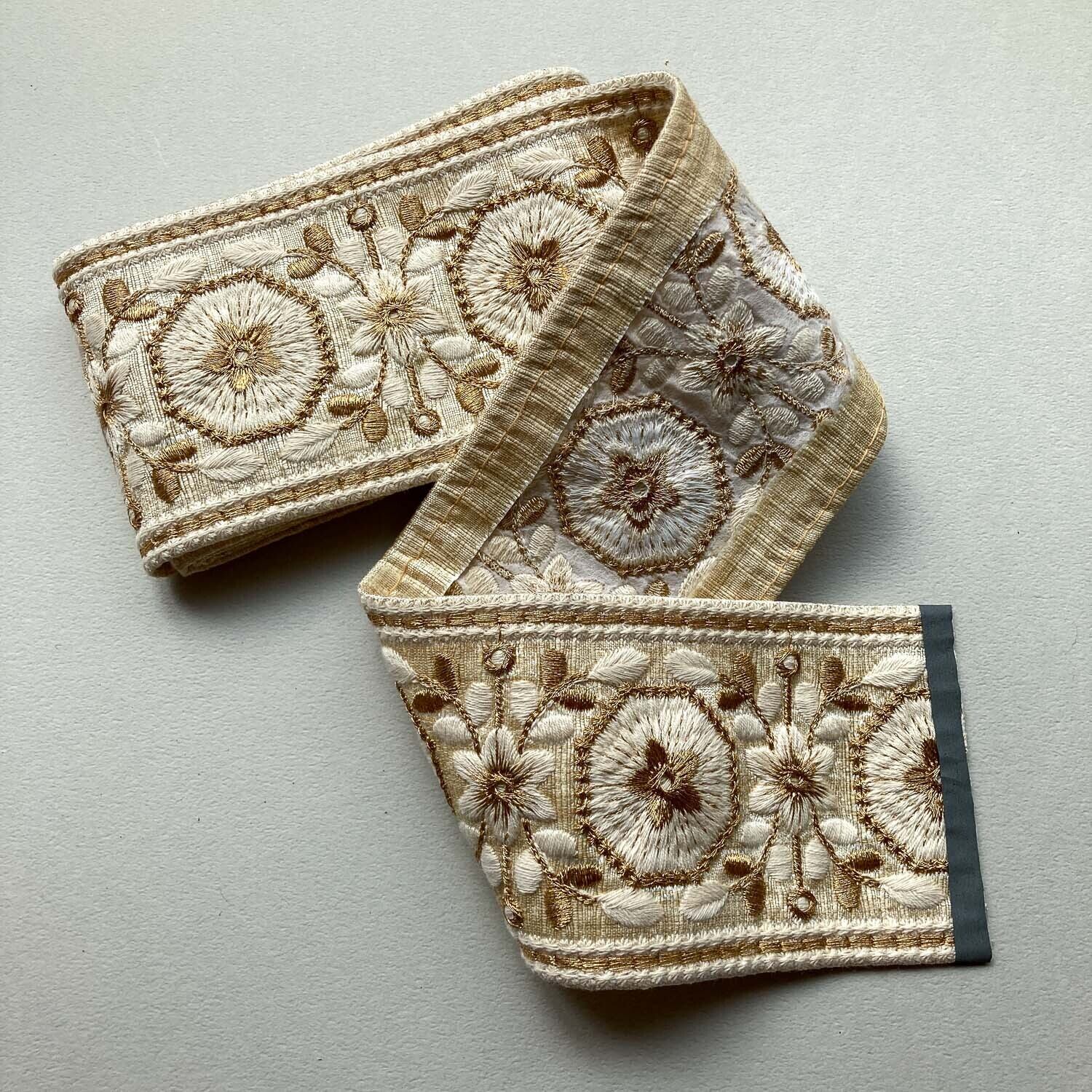 再入荷〉八角形と星のお花の刺繍リボン（50cmカット） | Dua