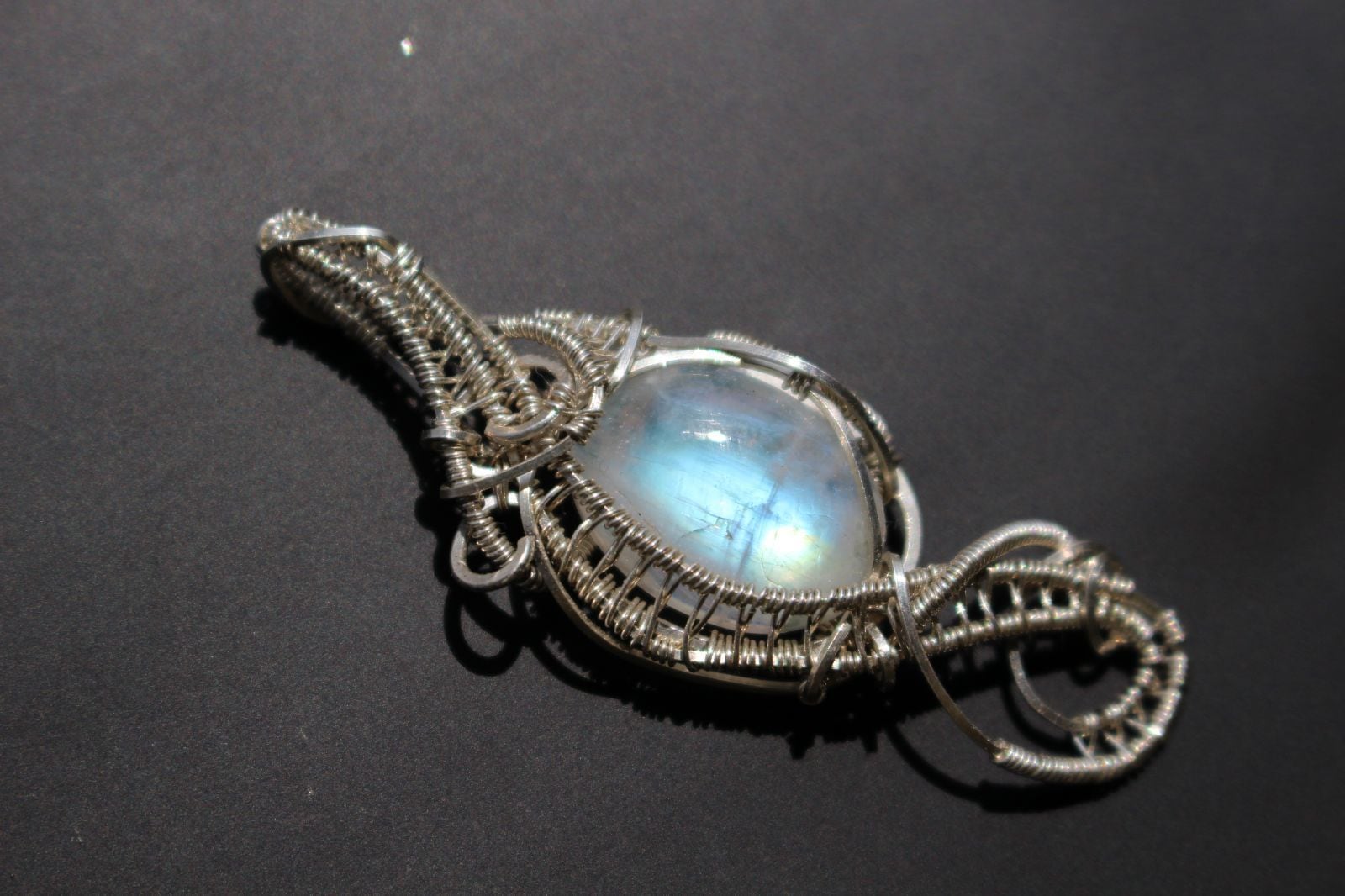Rainbowmoonstone silver925 wirewrapping pendant