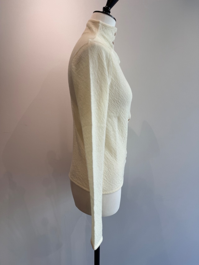 ERiKOKATORi/EK13-3-1 wool sheer high neck top Ivory