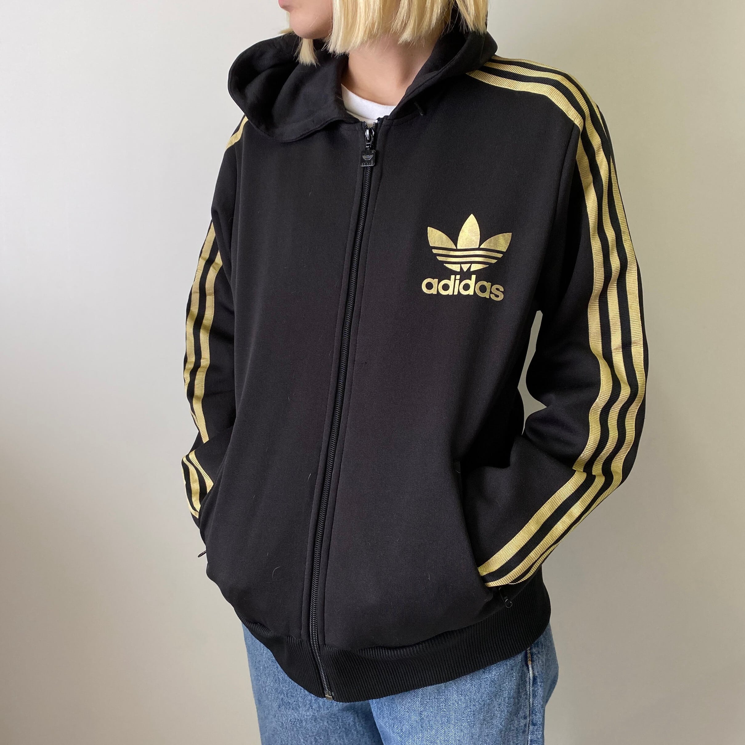 00年代 adidas アディダス ジャージ トレフォイル ロゴプリントトラック ジャージ ジャケット パーカー レディース? 古着 00s  ヴィンテージ ビンテージ ブラック 黒 袖ライン【ジャージ・トラックジャケット】【autumn22】 | cave 古着屋【公式】古着通販サイト