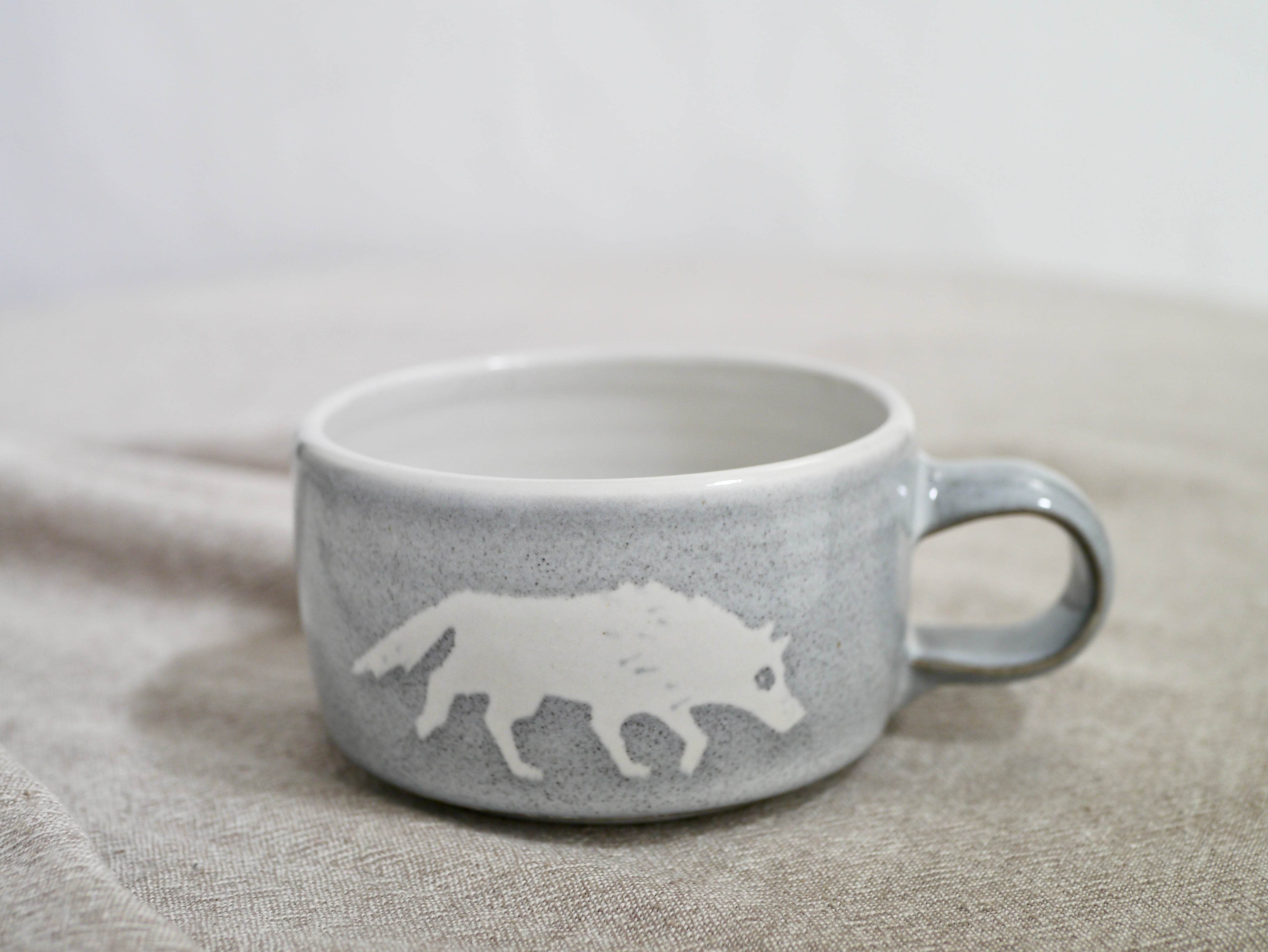 オオカミのスープカップ