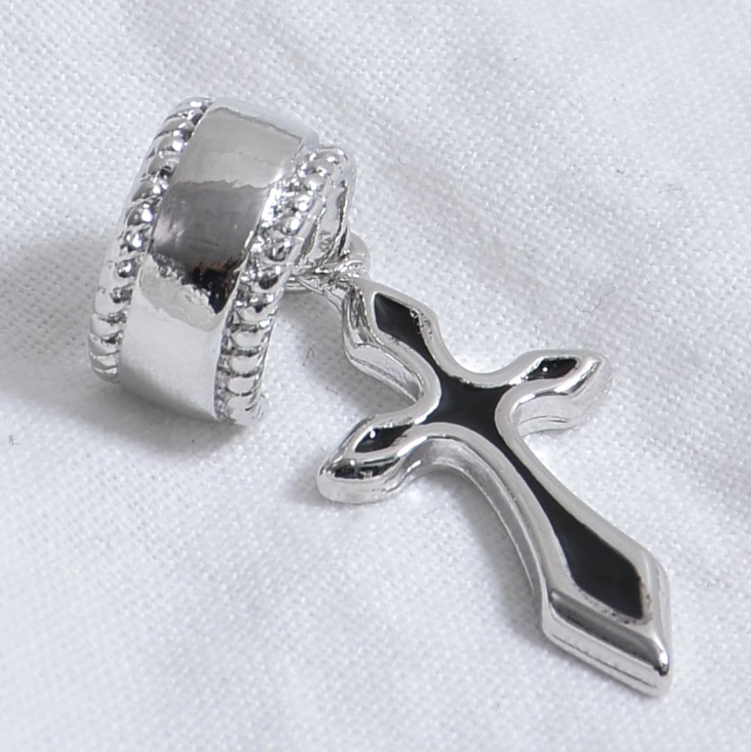 【1/5新着】クロスイヤカフ