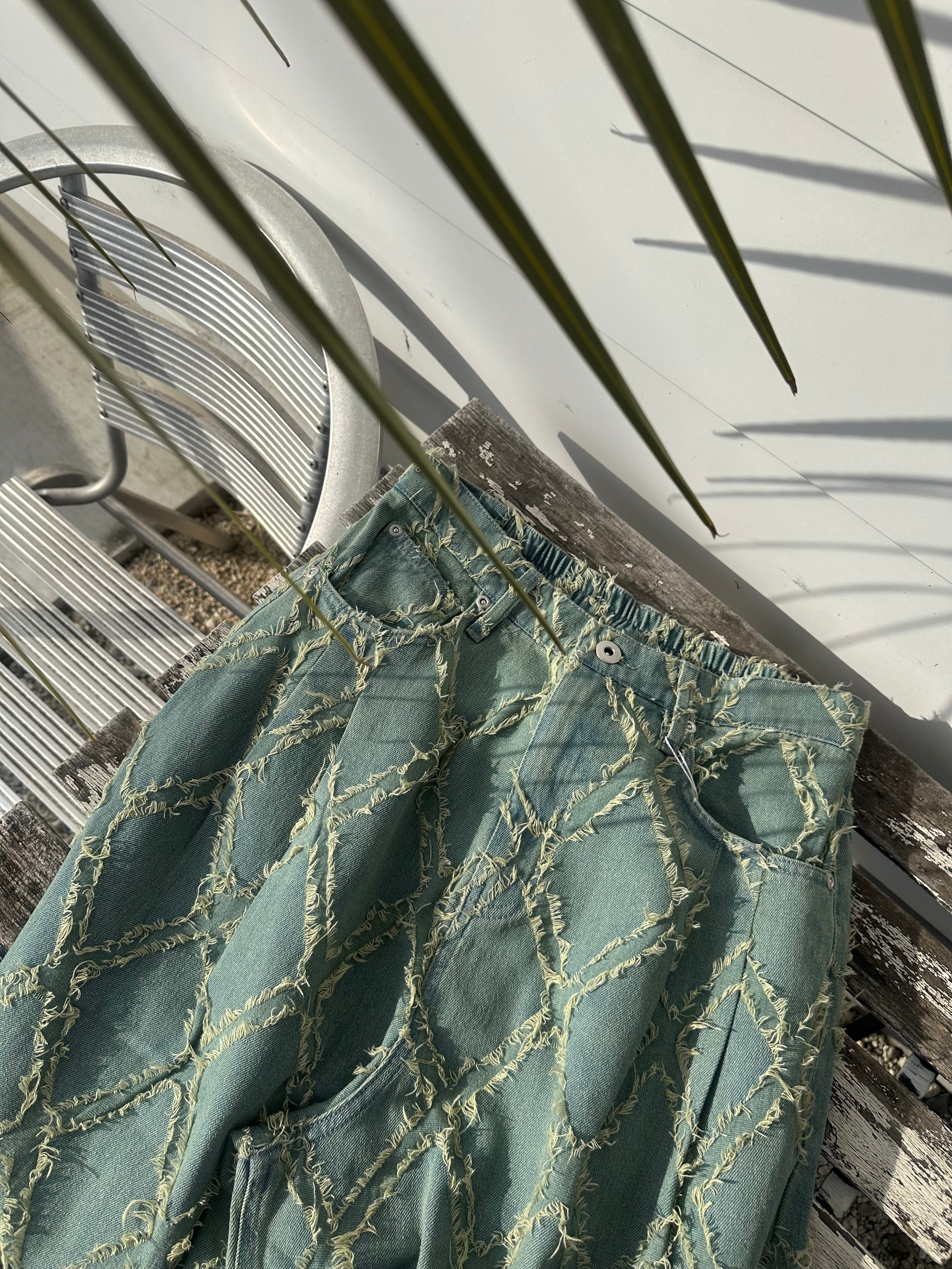 人気【LIFE is】フリンジ×mapuaコラボパッチデニム ¥9,800+tax