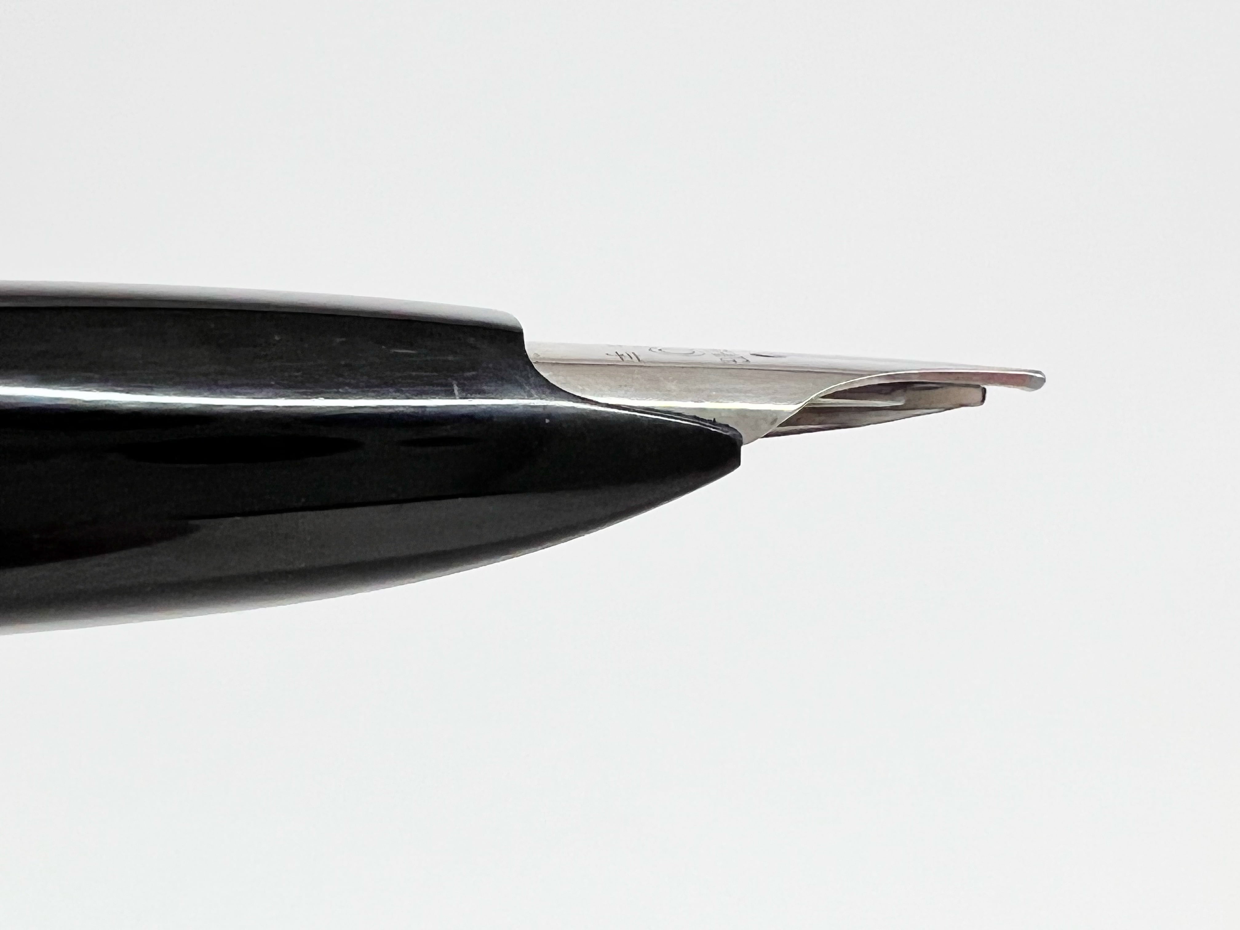 万年筆　'70s　プラチナ　PLATINUM　（細字）　18K-WG 廃盤 万年筆 '70s プラチナ PLATINUM （細字） 18K-WG 廃盤 希少】万年筆