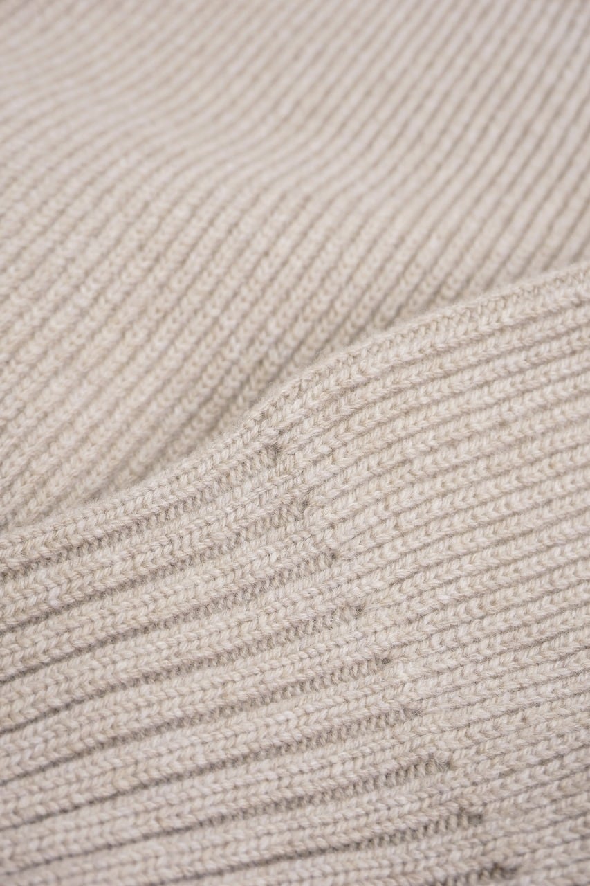 Hand Framed High Neck P/O