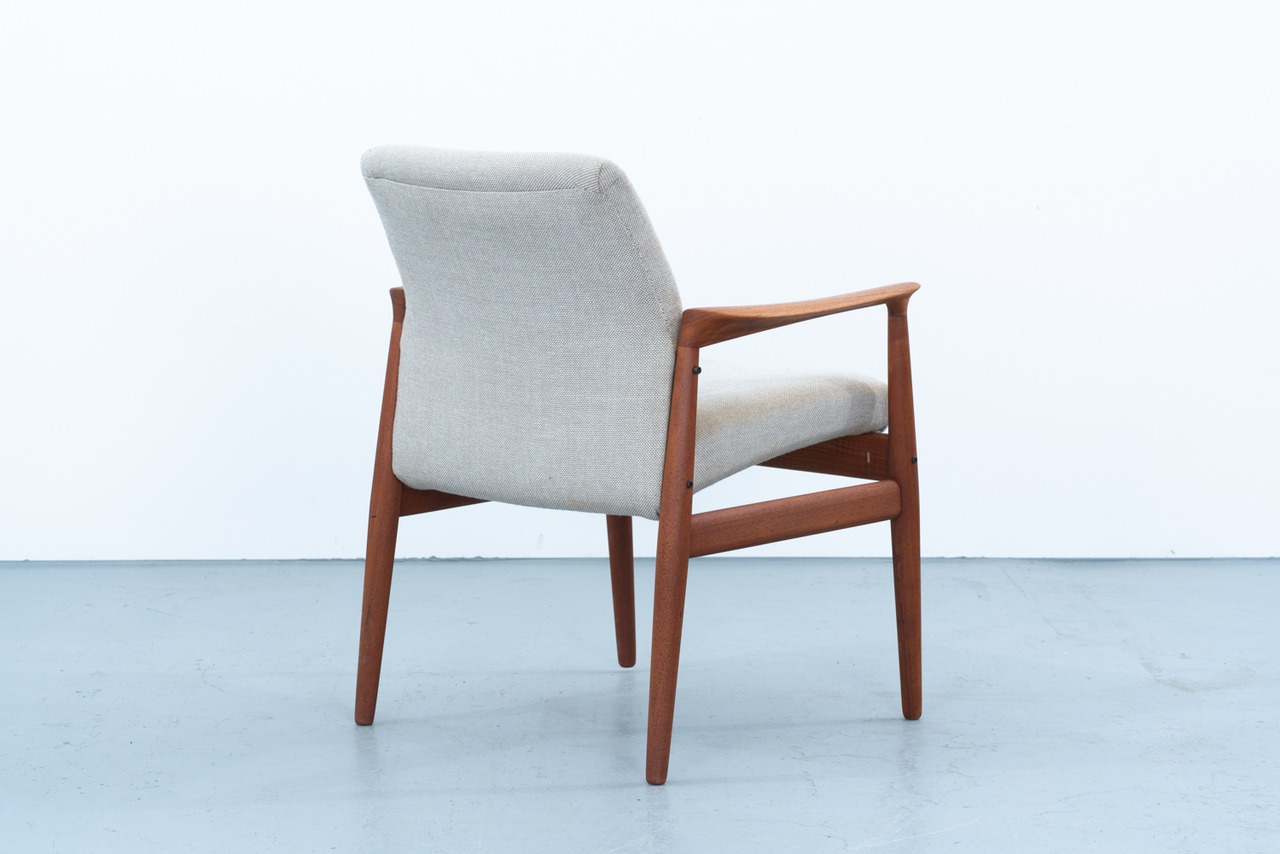 Grete Jalk | Arm chair