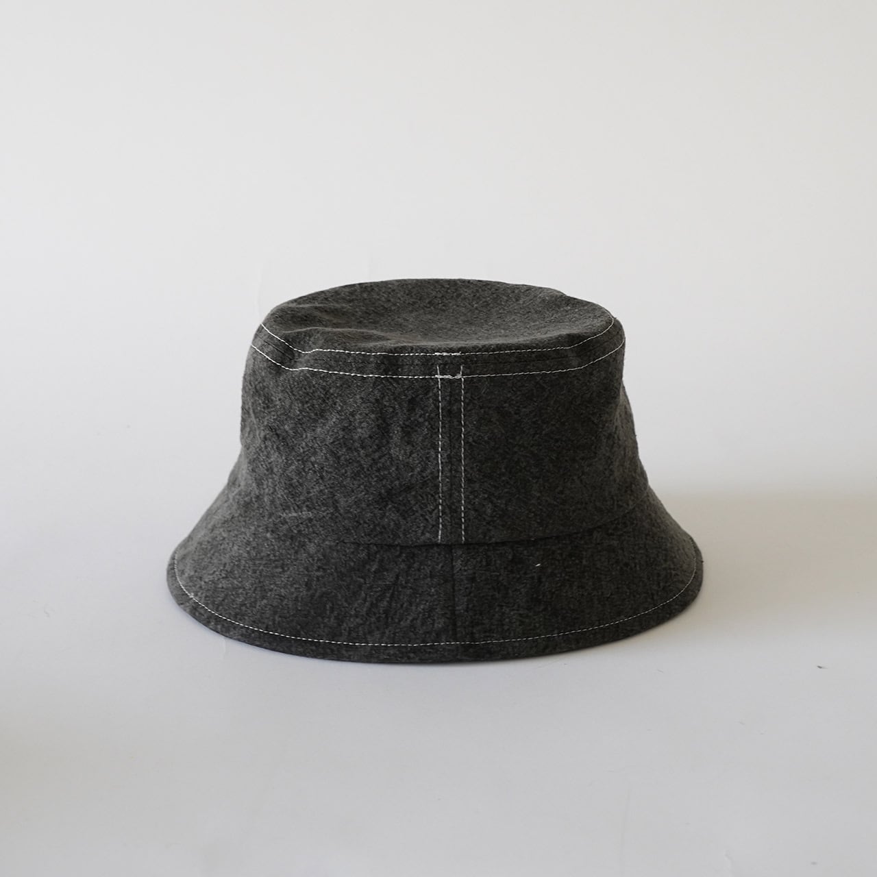 SUMIZOME Bucket -炭染の生地で制作したバケットハット- | poanca