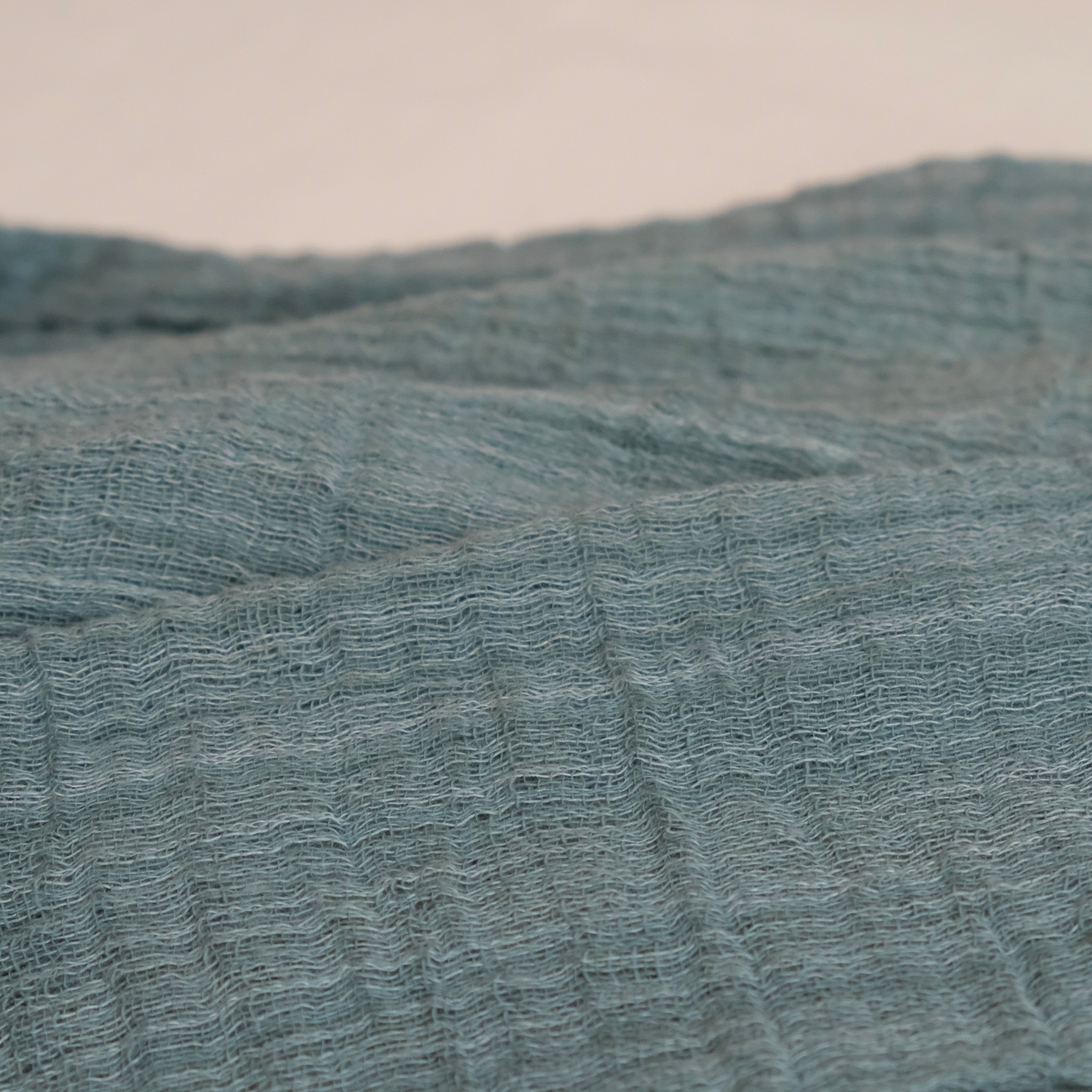 〈 楊梅＋藍 染め 〉ふわふわのストール