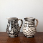 アフリカンスクエアー　陶器ピッチャー型フラワーベース　花瓶