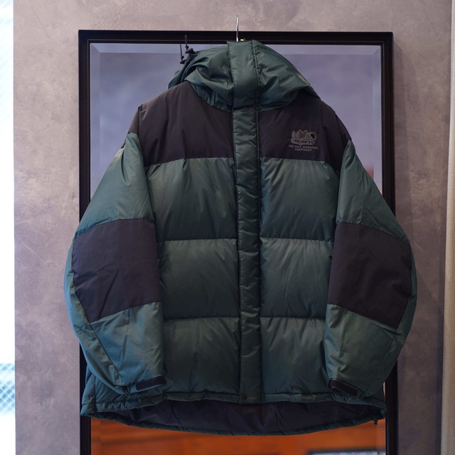 is-ness (イズネス) "FUNCTIONAL DOWN JACKET is-ness×NANGA" -DARK GREEN-