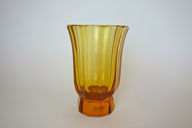 Vase mit Facetten,Josef Hoffmann WW tradition, Meyr’s Neffe