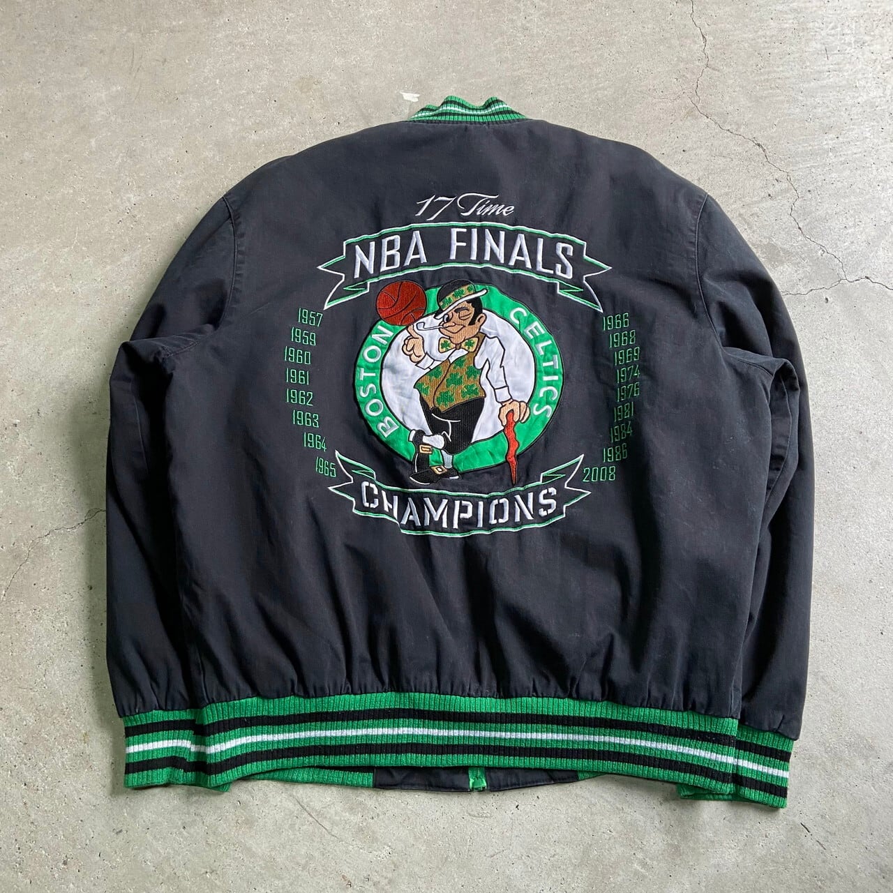 OFFICIAL NBA ボストン・セルティックス BOSTON CELTICS リバーシブル スタジャン 古着 メンズL相当 バスケットチーム  アワードジャケット ブラック 黒 刺? ワッペン ジェフハミルトン 【ブルゾン・ジャケット】【CS2211-30】 | cave ...