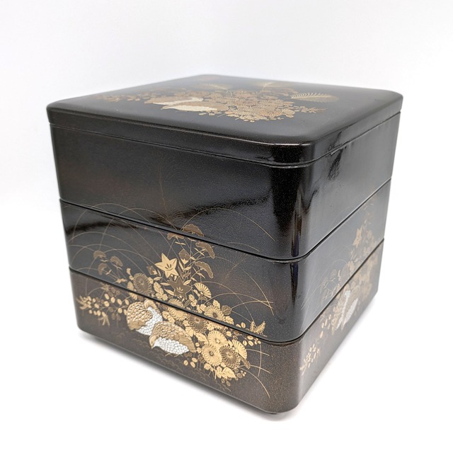 漆器重箱・三段重・金蒔絵・鶉・秋草・みやび野・No.240606-02・梱包サイズ80