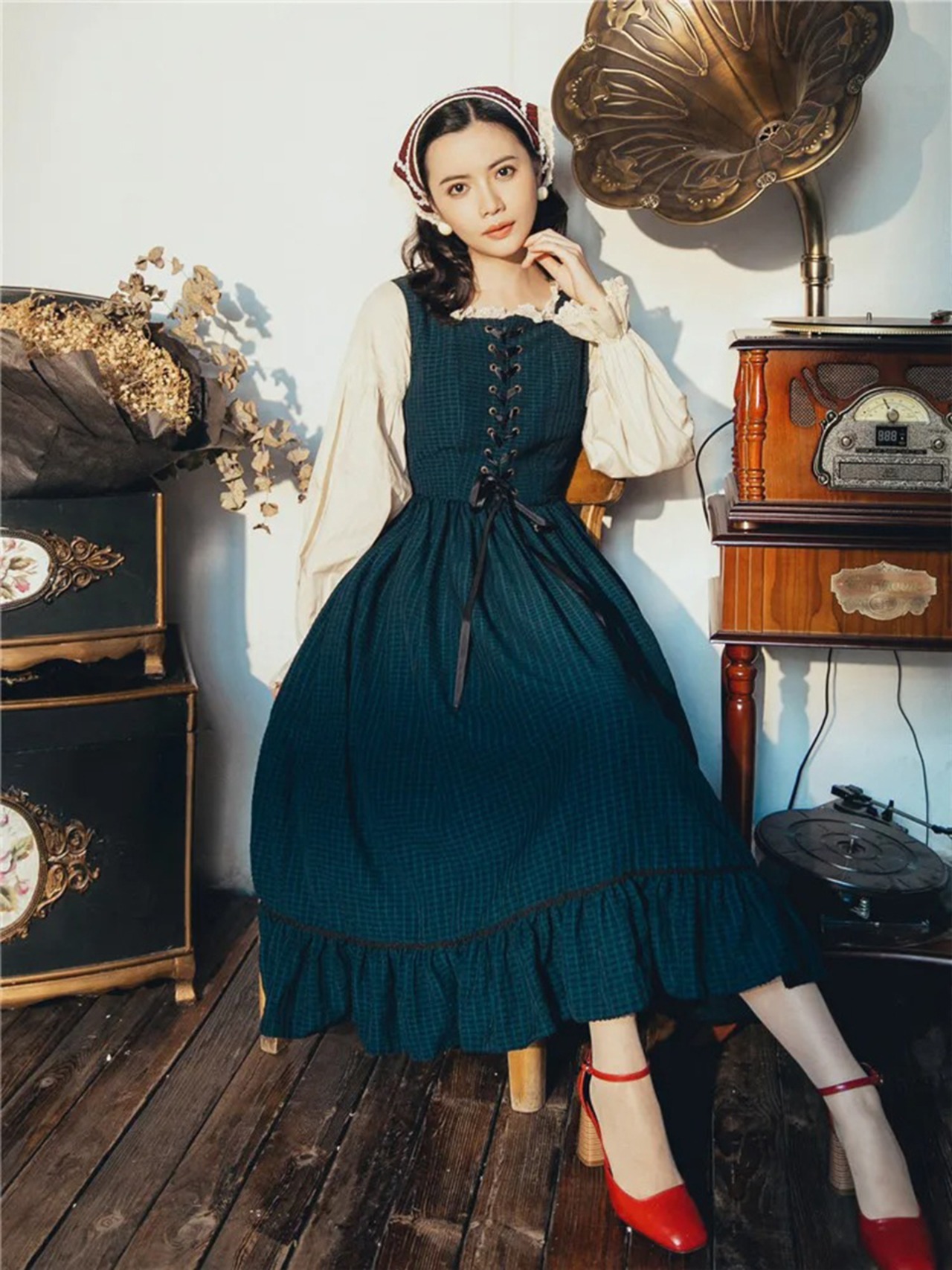 【0185】Ribbon Lace-up Frill Long Sleeve Dress