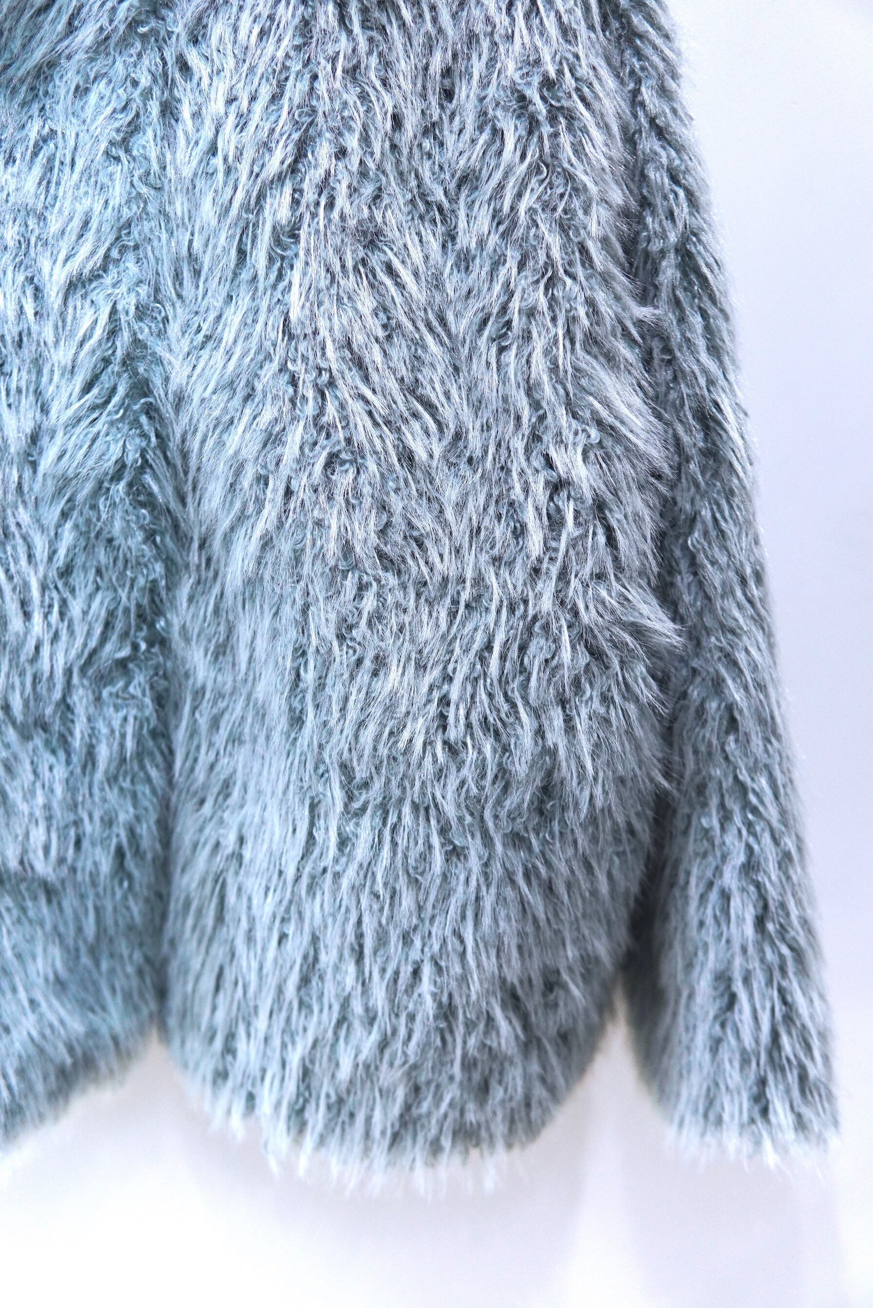little suzie / ECO FUR SNAP FRONT JACKET / Sax Blue | POETRY
