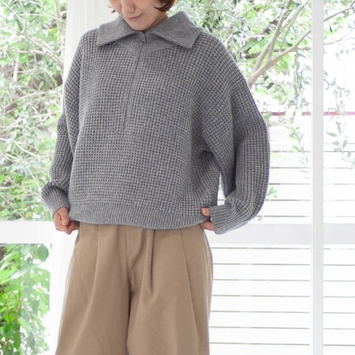 【lelill（レリル）】ワッフルハーフZIPニット